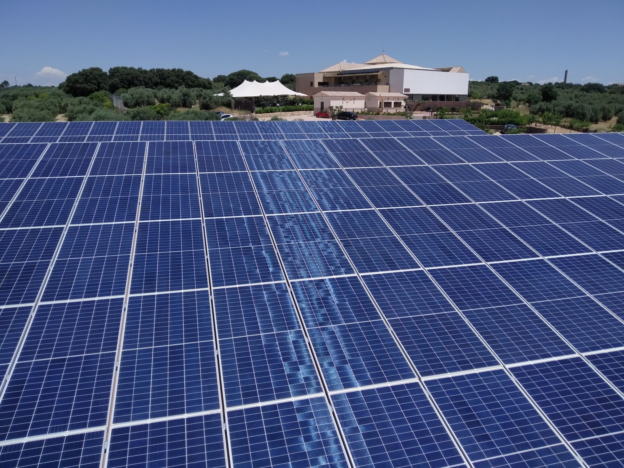 Instalación solar aislada Ermita Madre de Dios